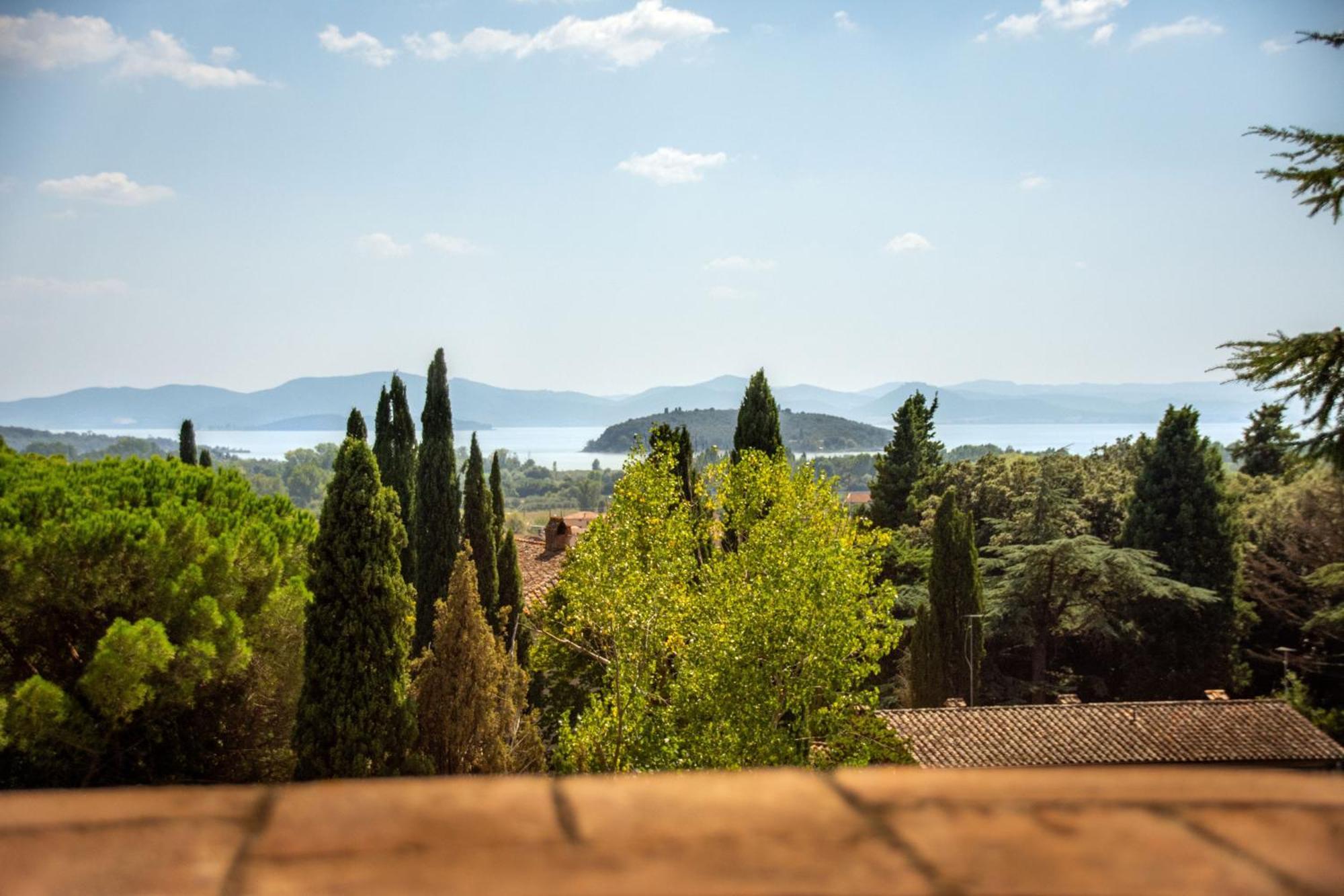 I Capricci Di Merion - Resort & Spa Tuoro sul Trasimeno Luaran gambar