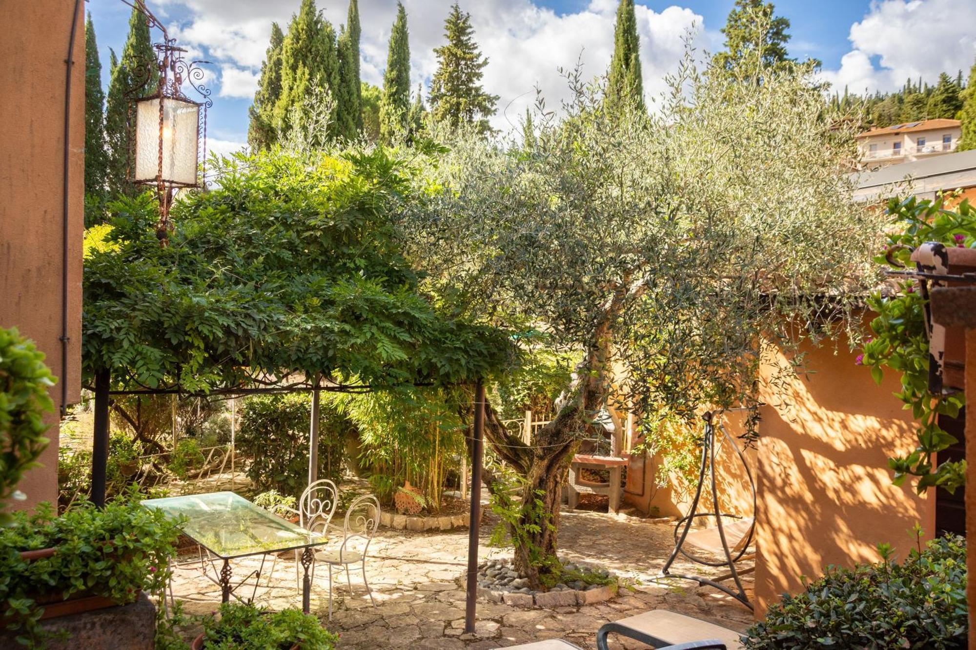 I Capricci Di Merion - Resort & Spa Tuoro sul Trasimeno Bilik gambar